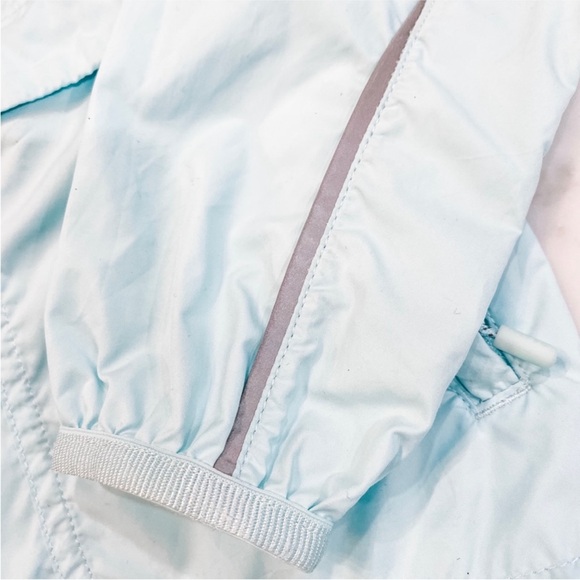 🦄 Lululemon IVIVVA kids wind & rain resistant lightweight Zip-Up Hooded jacket 🦄 - Picture 4 of 10